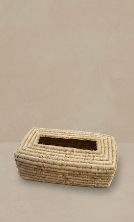Boîte à mouchoirs en raphia naturel tressée à la main