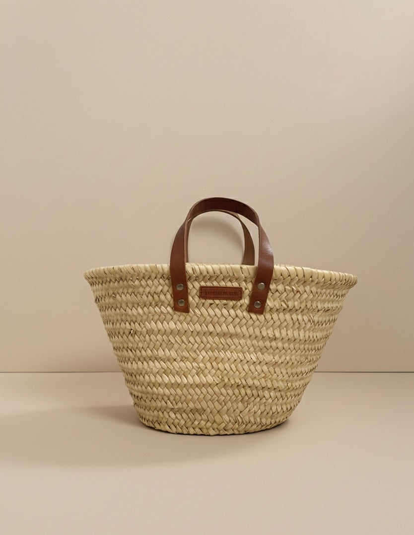 Panier en fibres naturelles tressé à la main 35 cm avec anses en cuir – décoration et rangement